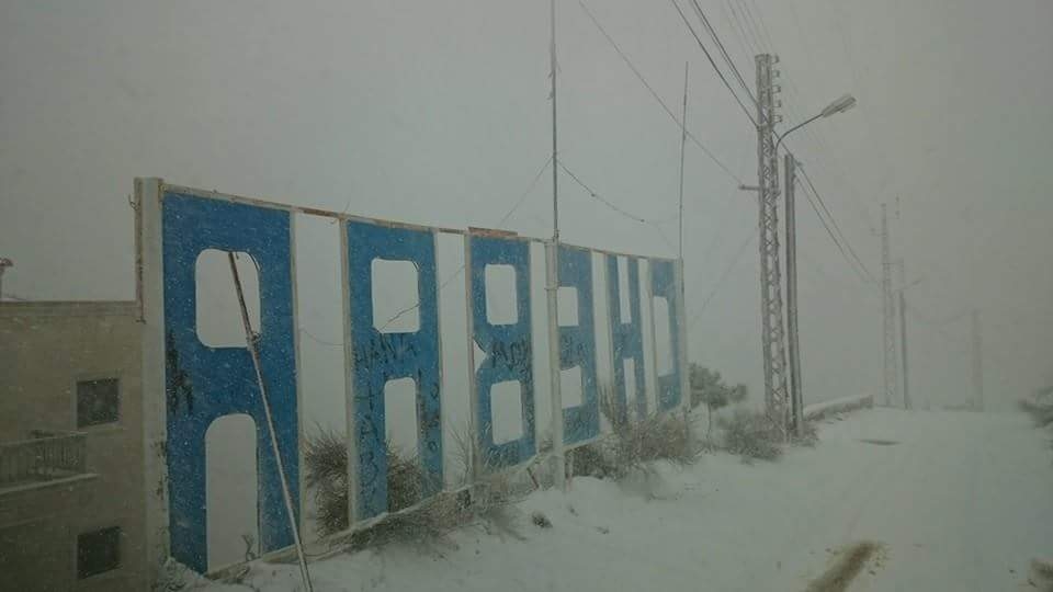 الثلج يتساقط في شبعا