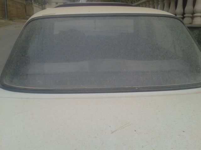 امطار موحلة غطت السيارات