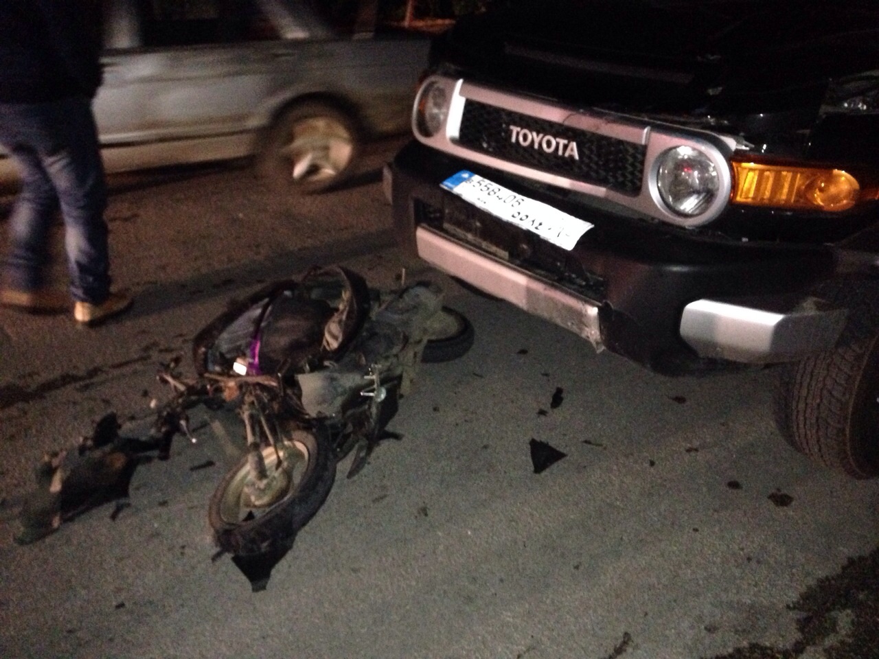 حادث السير المؤسف في محلة الجلاحية بالخيام الذي أصيب به الشاب محمد نبيل خريس 