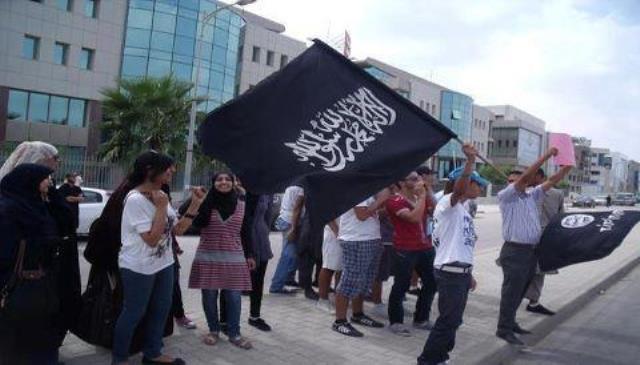 شكل التطرّف الديني رافداً لتعميم الأصوليات لدى السُنّة والشيعة