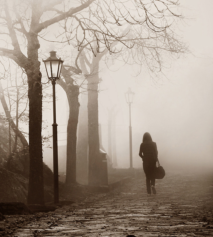 رحلت الازمنة الضاحكة، وما ترجمته وكتبته من رعب وألم، الوان زرقاء للسماء في اوقات سواد عاصفة،