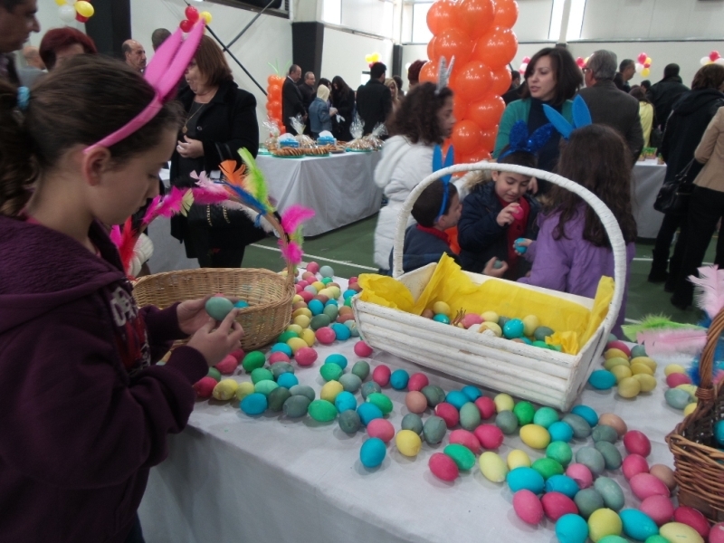 لا يكتمل عيد الفصح من دون مفاقسة البيض، وهذه العادة التي تتناقلها الأجيال، أصبحت من أهم عناوين عيد الفصح