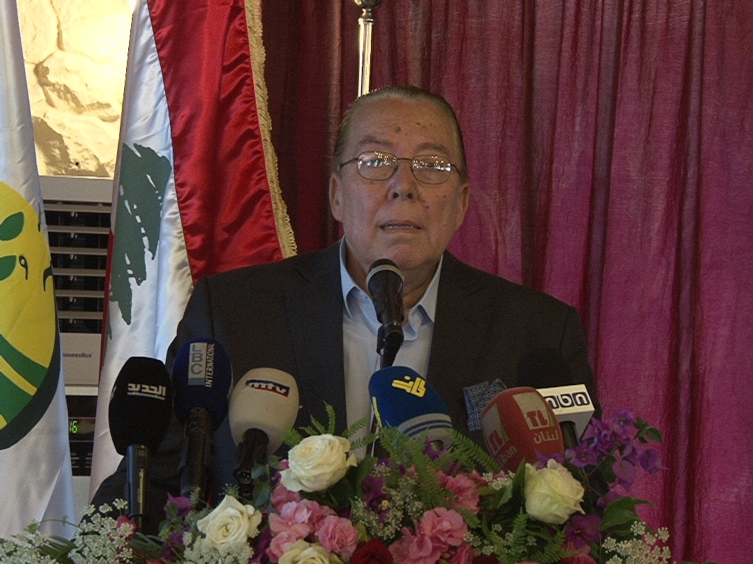 DSC02581- النائب فياض ورئيس الاتحاد الزين في استقبال وزير البيئة محمد المشنوق في طاحونة الوادي