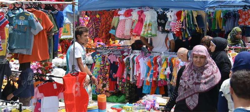  بسطات العيد في النبطية (عدنان طباجة)
