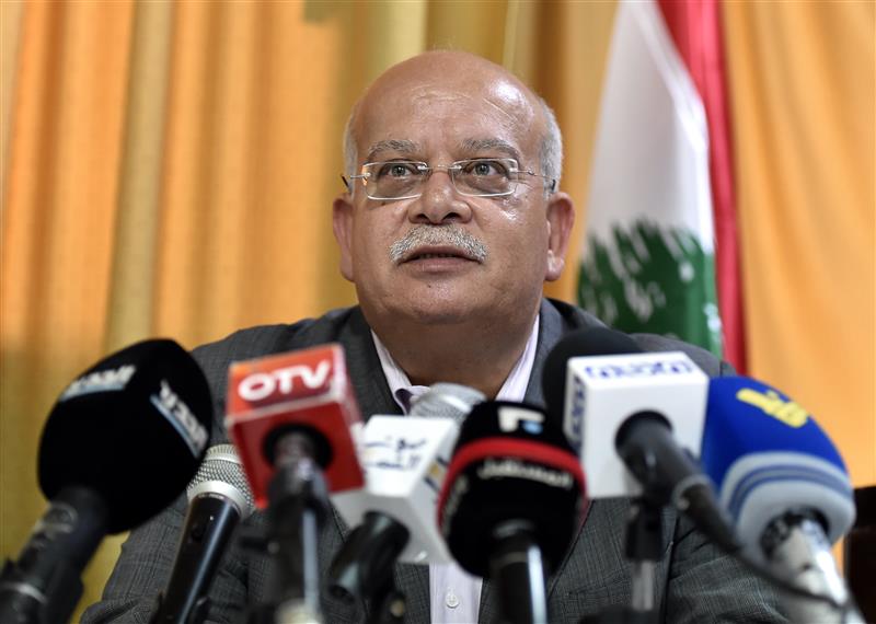 حدادة خلال المؤتمر الصحافي الذي عقده في مقرّ «الشيوعي» (عباس سلمان)