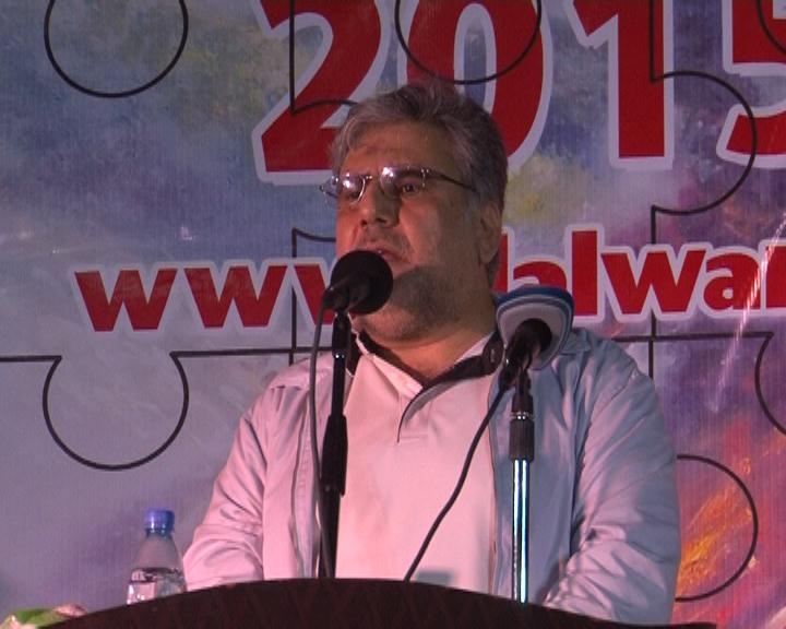 النائب الموسوي متحدثا في احتفال حزب الله في سهل مرجعيون