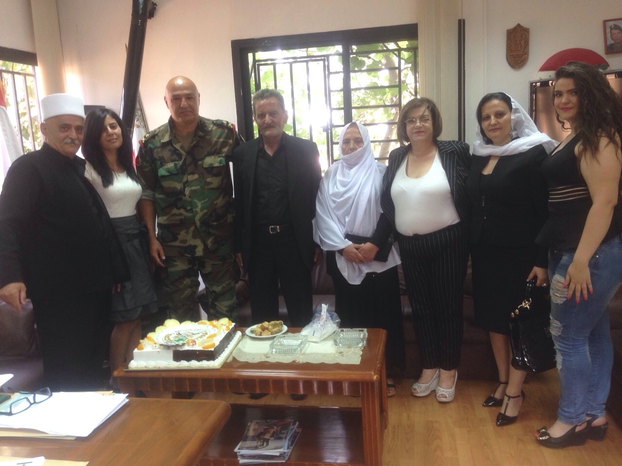  وفد سيدات جمعية نور والمختار زويهد في ثكنة مرجعيون لتهنئة بعيد الجيش