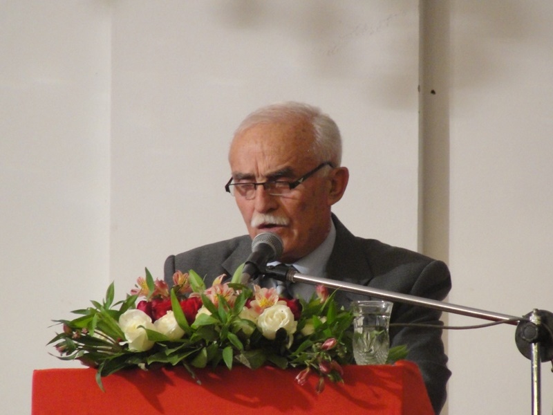 الكاتب والمؤرخ غالب سليقه، عضو في المجلس المذهبي لطائفة الموحدين الدروز (عن منطقة حاصبيا) والمدير السابق لمدرسة الفرديس الرسمية لمدة 44 ع