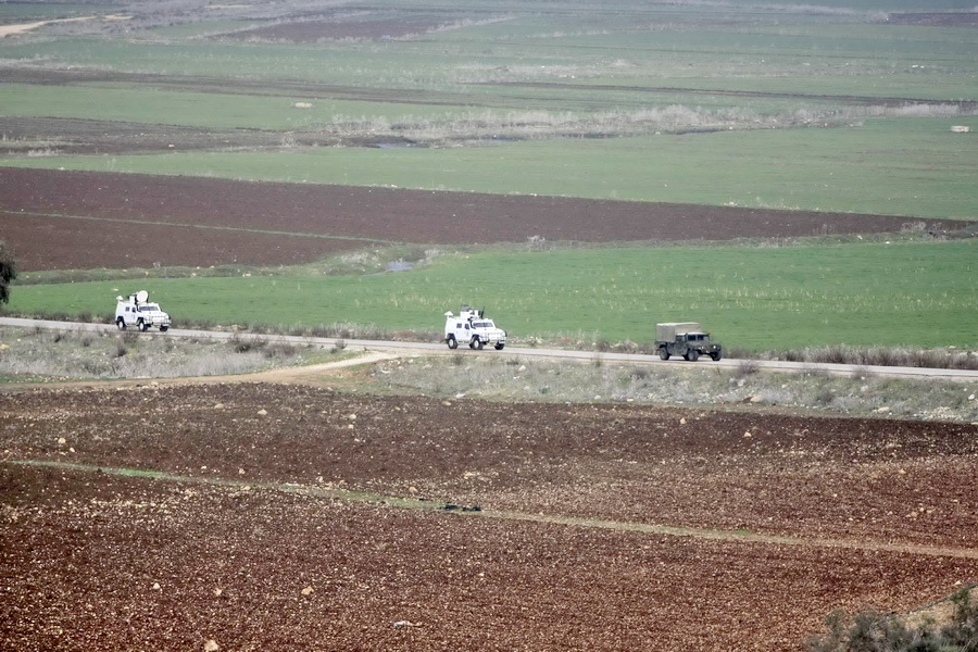 دوريات مؤللة لقوات اليونيفيل بالتنسيق مع الجيش اللبناني قبالة مستوطنة المطلة - صورة مايا العشي - مرجعيون