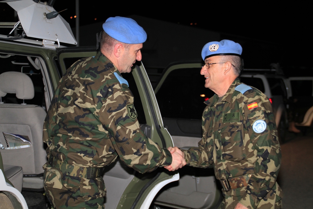 الجنرال كابريرو مستقبلا الجنرال الفريدو مارتينيز