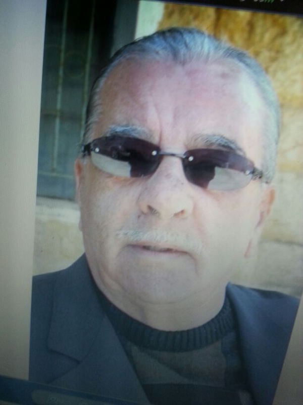 كان ابو زهير محمد موسى طويل جامعا لكل الناس من اجل الخيام