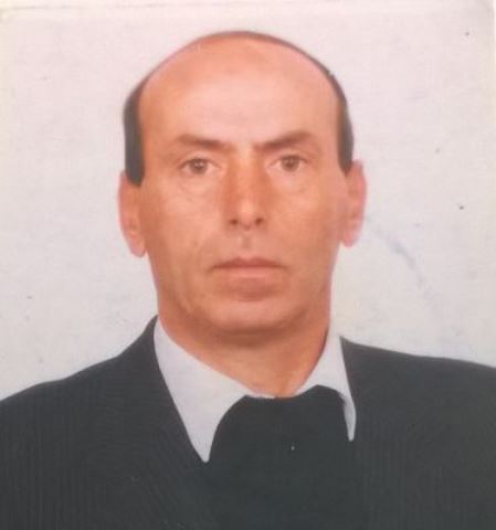 أبو علي أحمد عبدالله حيدر، المعروف بالدحنون النبتة اللي كل سنة بموسم الربيع بترفع راسها بتسبّح الخالق