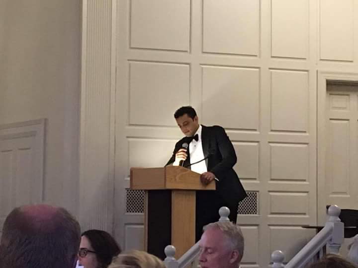 الدكتور سلام القسيس يقدّم اطروحته 