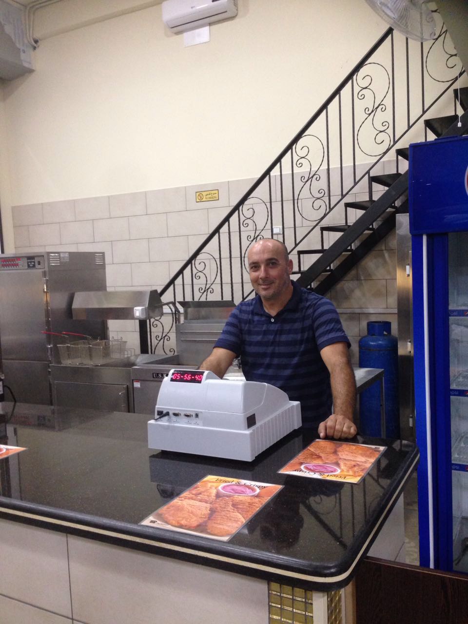 كل التمني لعلي عواضة بالنجاح والتوفيق في مشروعه..  ولبلدتنا الخيام المزيد من التطور والازدهار