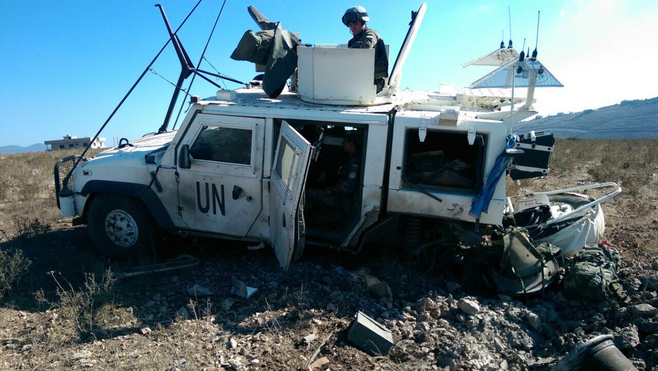 إنفجار لغم ضد الاليات بعربة مدرعة للوحدة الاسبانية