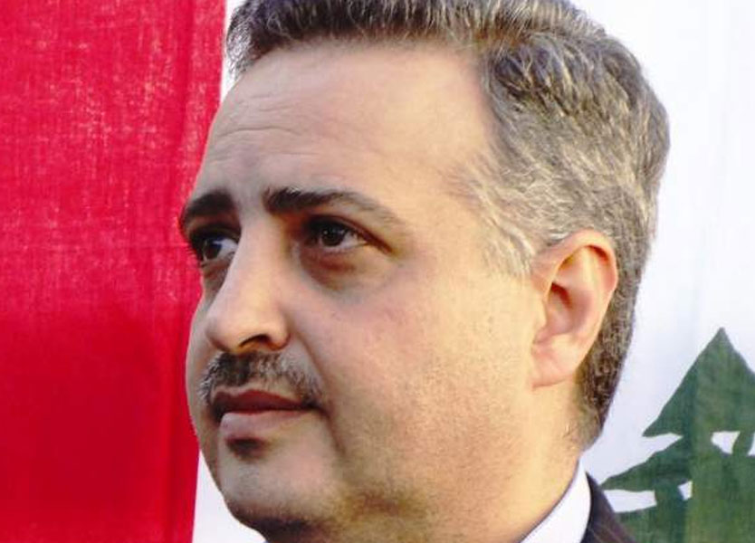 رئيس الحزب الديمقراطي اللبناني وزير المهجرين الامير طلال ارسلان