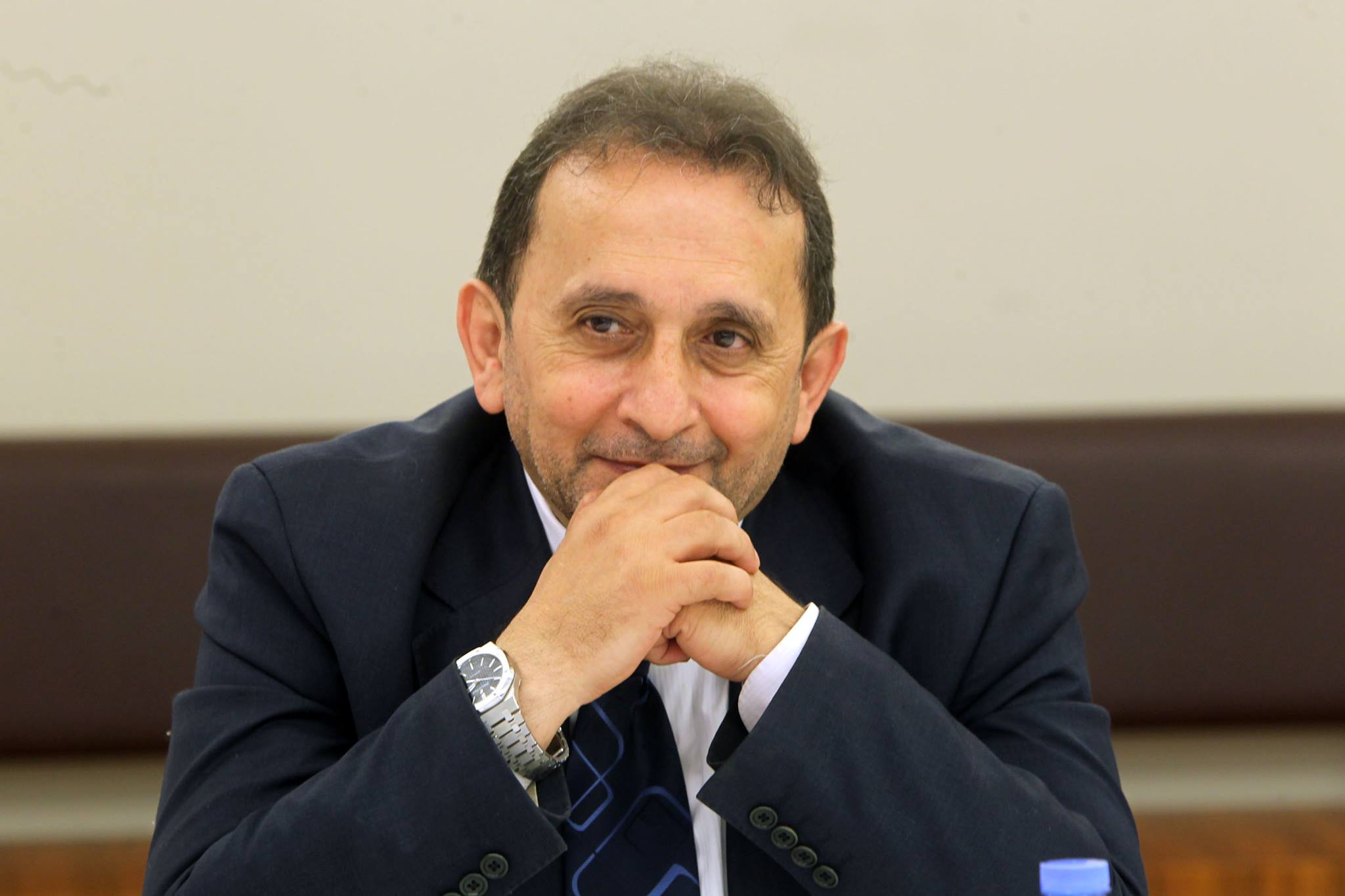 الإعلامي نبيل هيثم: هل يمكن أن تُترجَم المناخات الإيجابية بقانون جديد قريباً؟