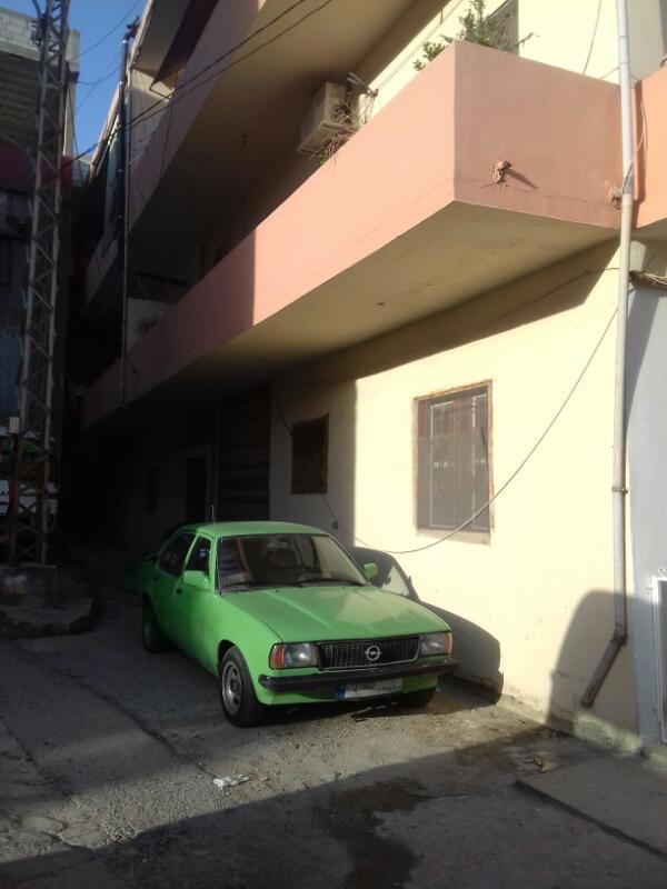 (المبنى حيث كانت تقطن خالدية من الخارج)