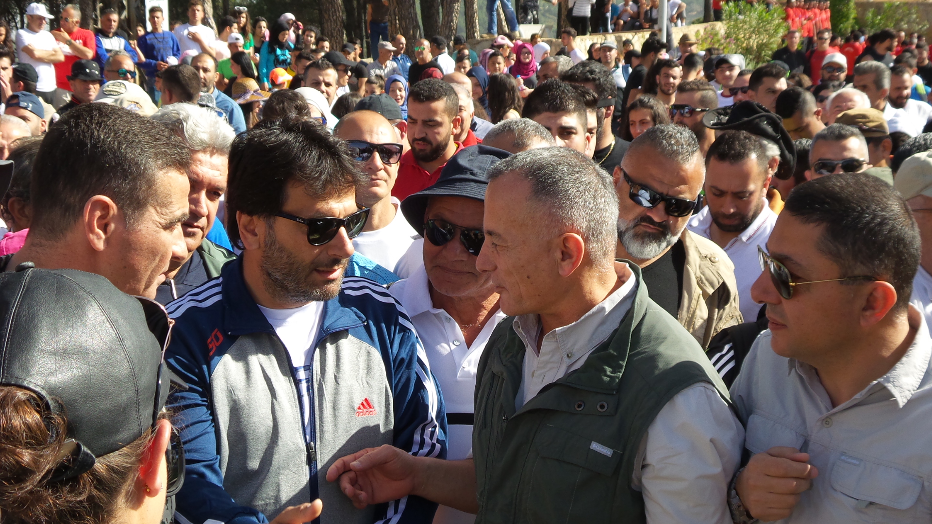 رئيس بلدية  كفرحمام هيثم سويد مستقبلا العميد روكز