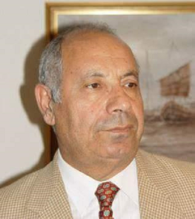  المرحوم المربي عبدالأمير علي مهنا ‎