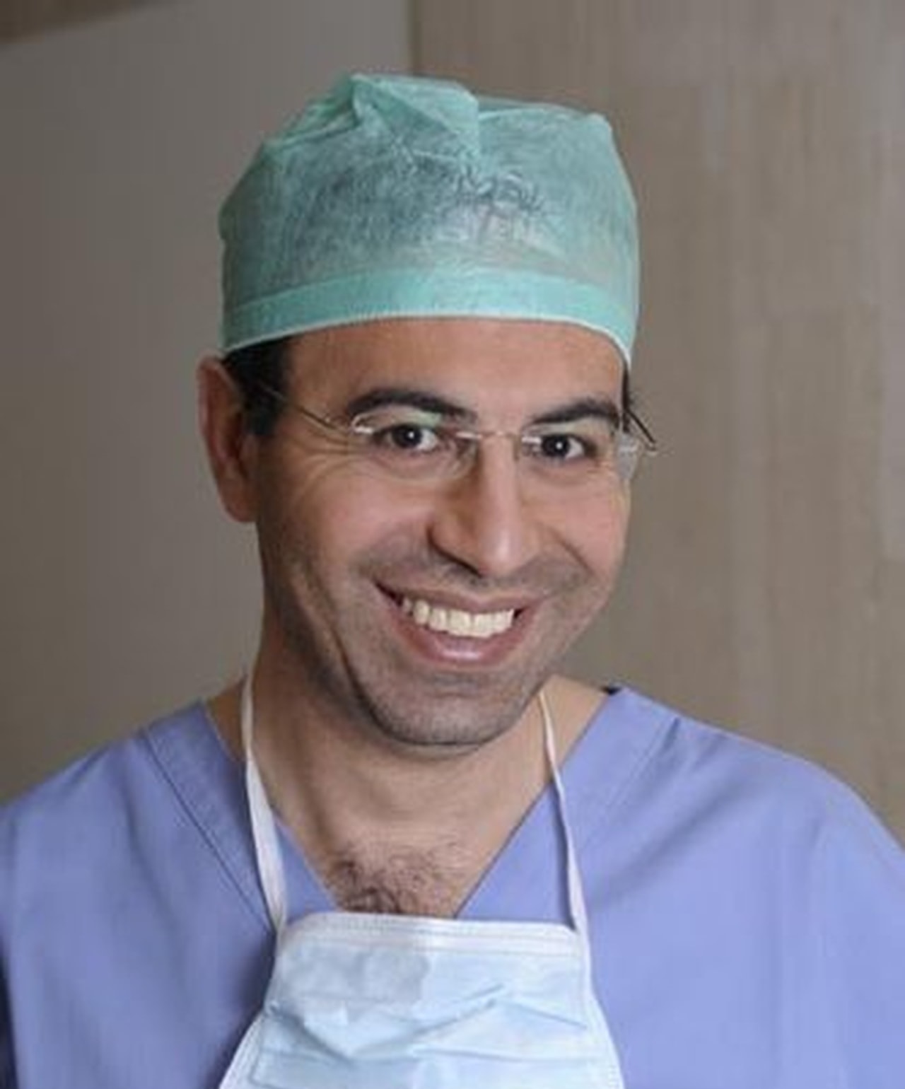 تحوّل صعب من نجمٍ إعلامي إلى مجرم هارب