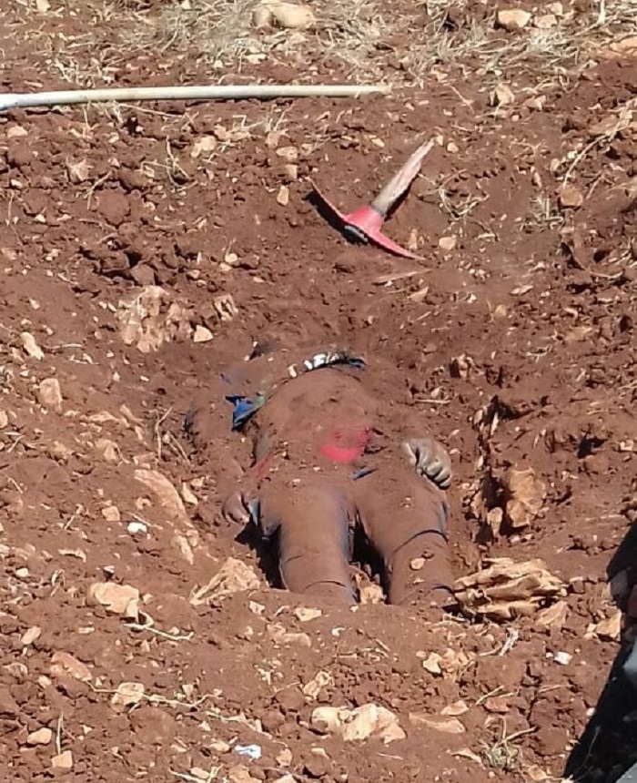 الجثّة بعد كشفها