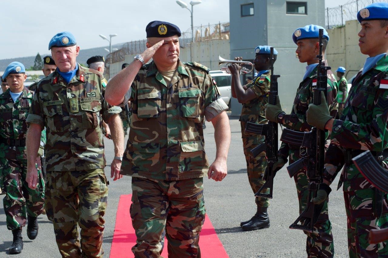 قائد الحيش العماد جوزيف عون يزور مقر قيادة اليونيفيل في الناقورة على رأس وفد من صباط القيادة