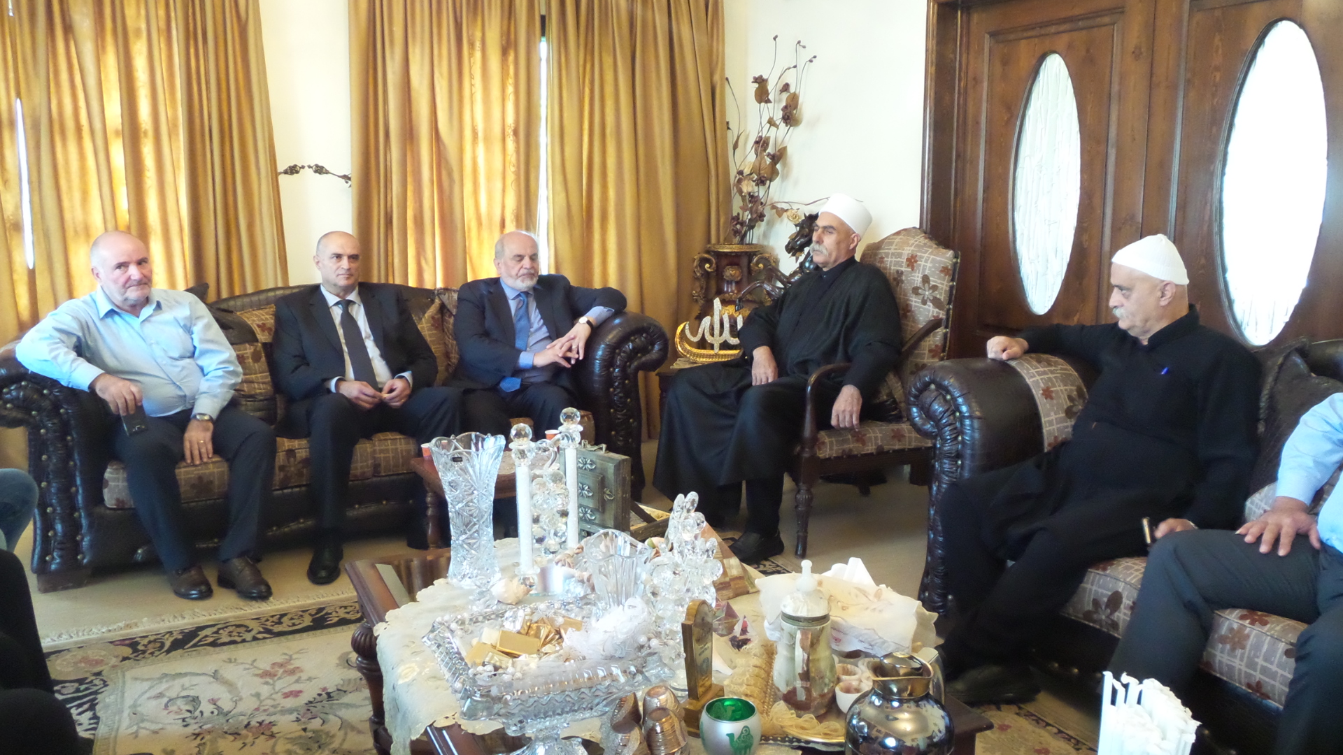 وفد الحزب القومي في دارة الشيخ سليمان شجاع