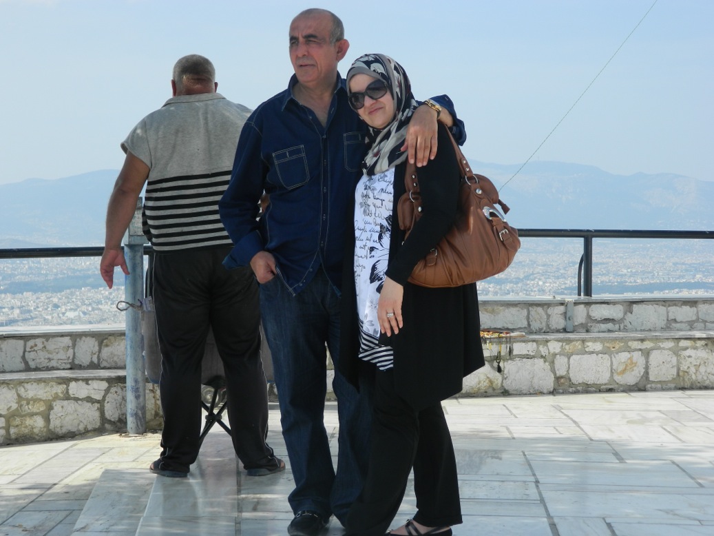 الحاجة هناء نزار قطب (أم حسن) والحاج اكرم حسن حمود