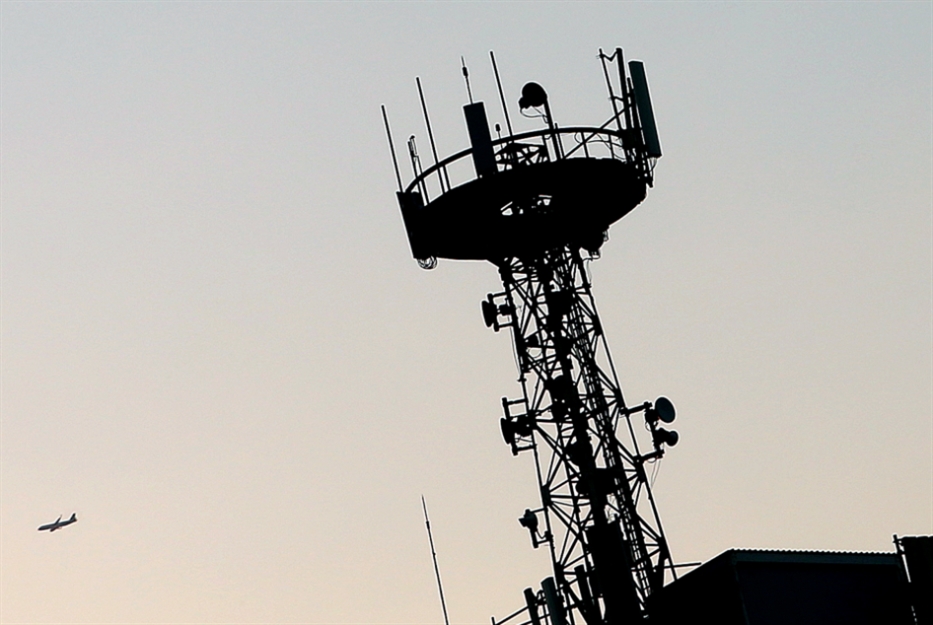 مليونا دولار من «ألفا» و«تاتش» لرئاسة الحكومة (هيثم الموسوي)