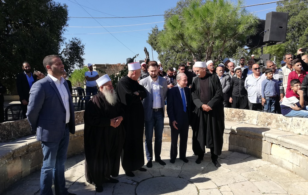  تيمور جنبلاط وجه من البياضة تحية تقدير الى دروز الجولان المحتل