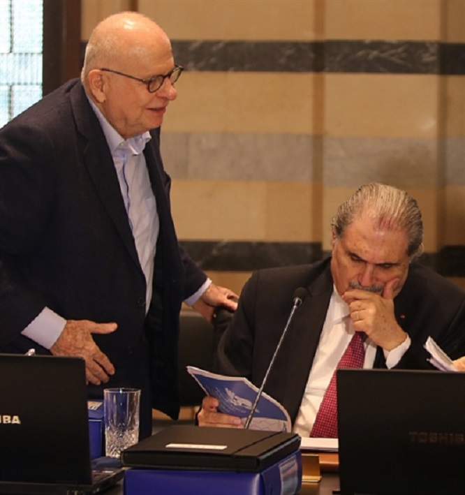 «الشورى» مقتنع بوقف تنفيذ المرسوم 3260.. ووزير العدل يدعمه (هيثم الموسوي)