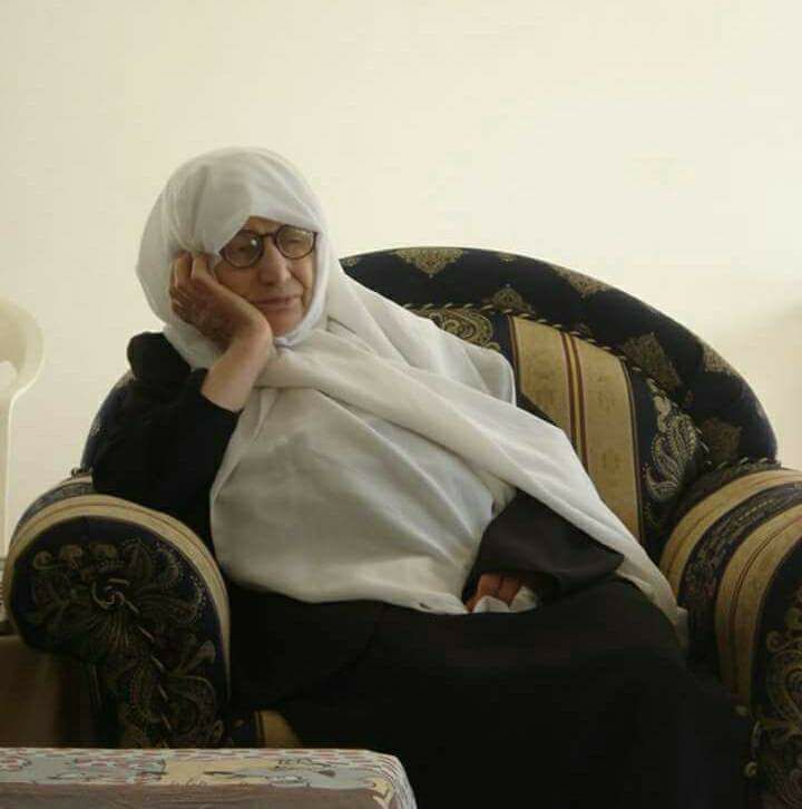 المرحومة الحاجة زينب عواضة (إم أحمد أبو عباس)