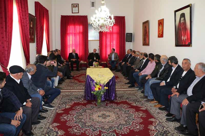 الوفد يهنىء راعي ابرشية مرجعيون وبانياس للروم الملكيين الكاثوليك المطران جاورجيوس حداد