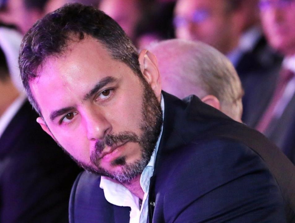 مدير الشبكات هادي أبو فرحات»