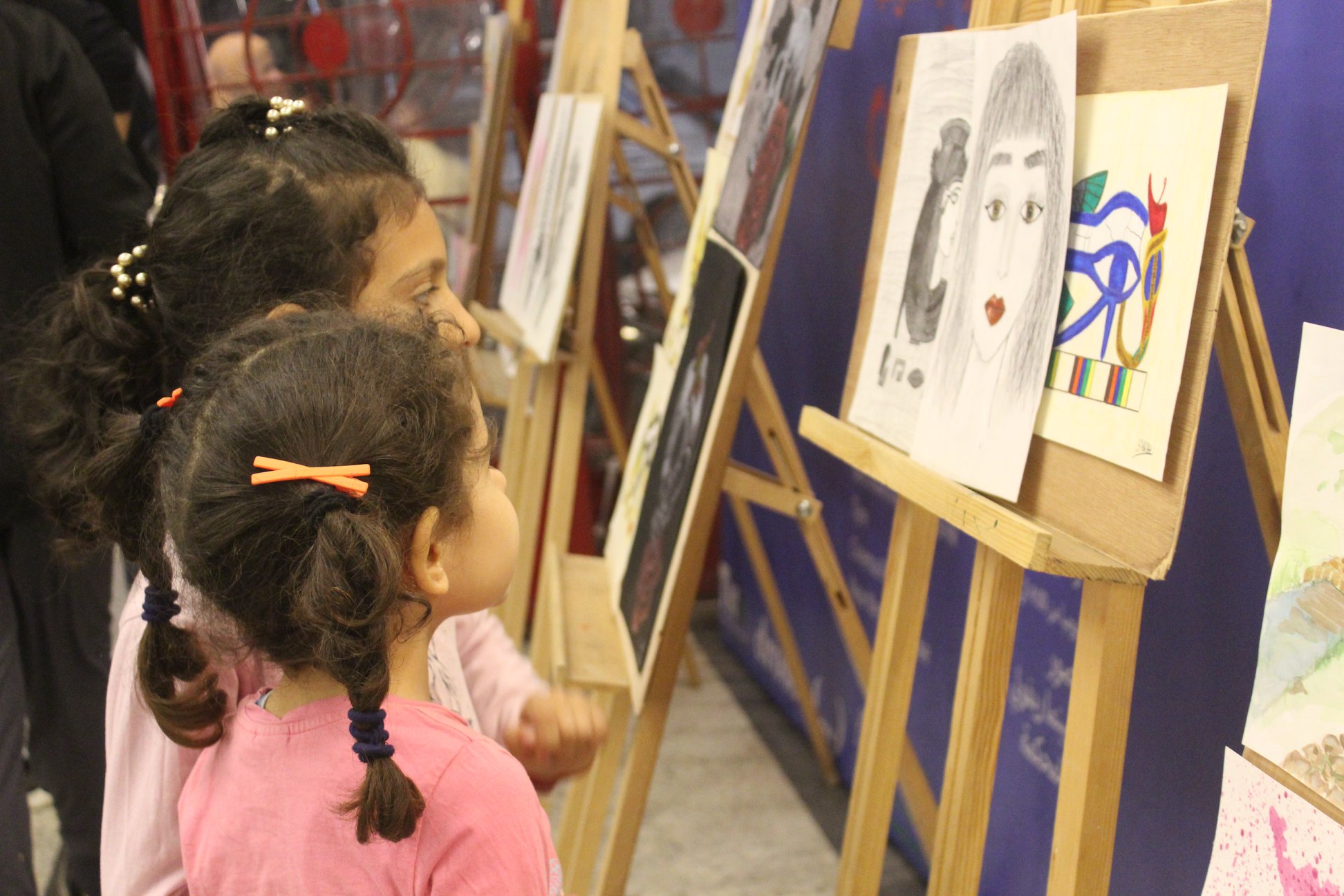 من معرض الرسومات