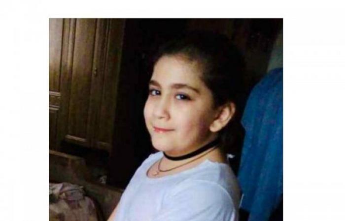 الصغيرة فاطمة باسم ملاط ابنة بلدة القلمون اللبنانية التي لفظت آخر أنفاسها في السعودية