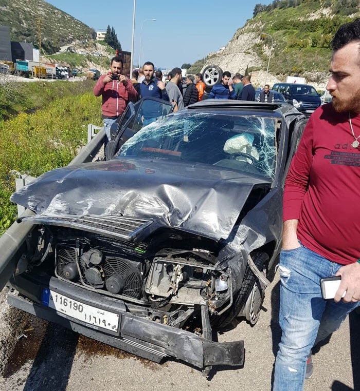 حادث السير على اوتستراد صيدا - صور