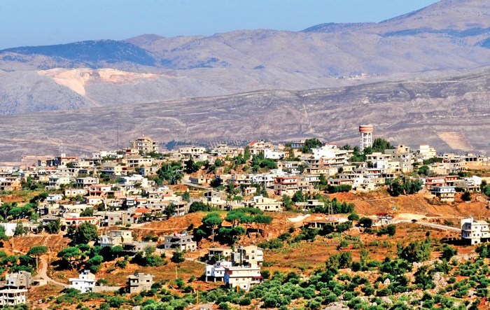 شويا من طريق جبل الشيخ