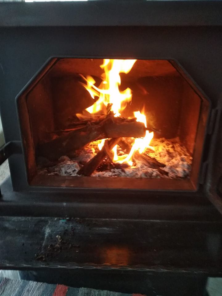 الوجاق هو وسيلة التدفئة التقليدية في مشرقنا