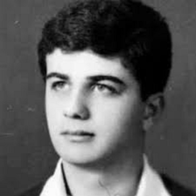 خليل عزالدين الجمل