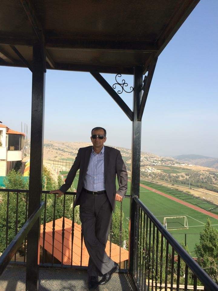 الدكتور مؤنس كلاكش، مدير مستشفى مرجعيون الحكومي، لاعطاء الموظفين حقوقهم التي أقرتها الأنظمة والمراسيم