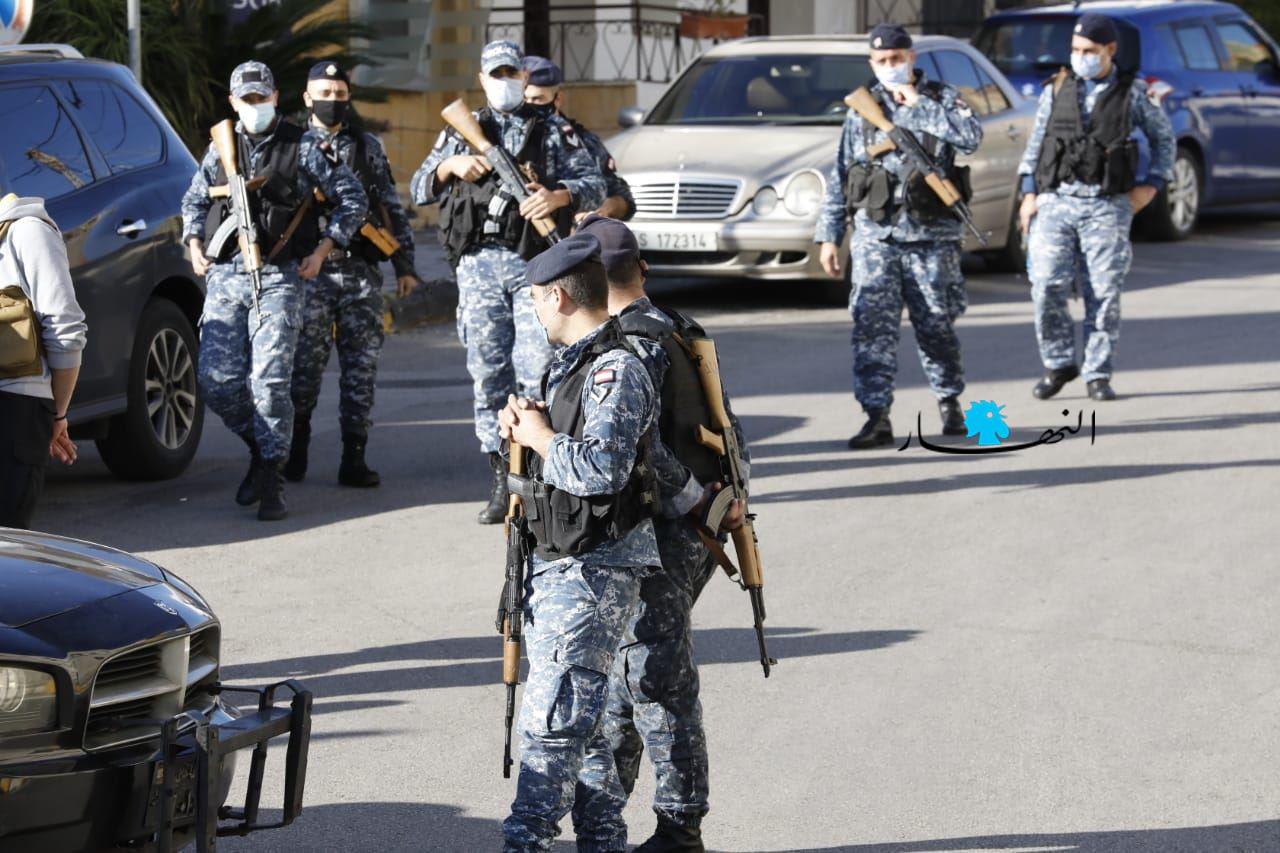 انتشار أمني أمام سجن بعبدا (مارك فياض)