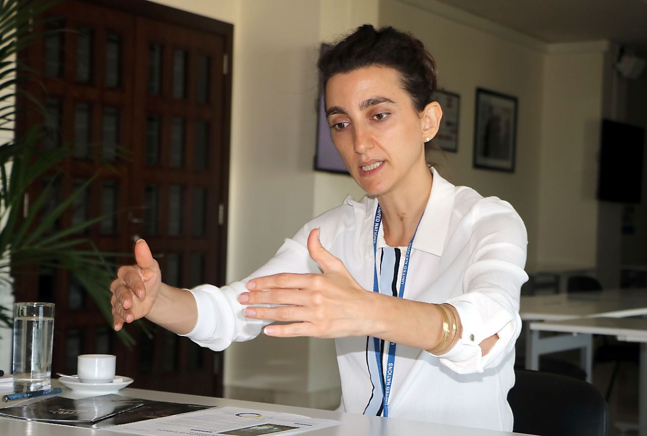 المسؤولة الاعلامية لدى مفوضية اللاجئين دلال حرب  (حسن عسل)