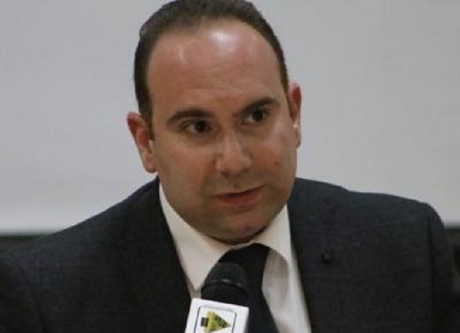 القاضي الشجاع أحمد مزهر