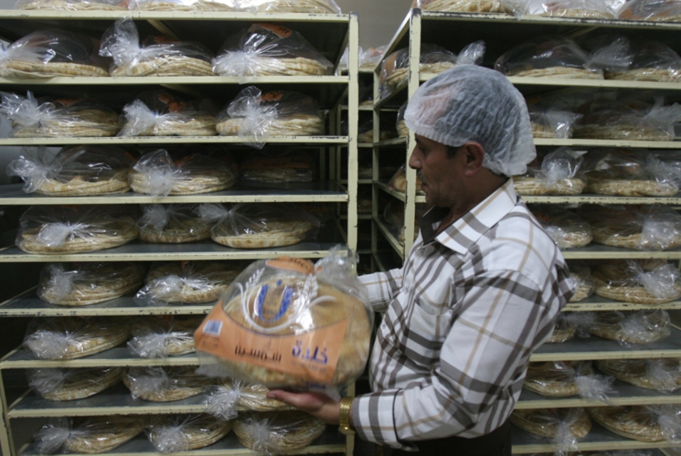 تُلغي الدول الدعم لتحقيق وفر مالي وضبط سعر الصرف (هيثم الموسوي)