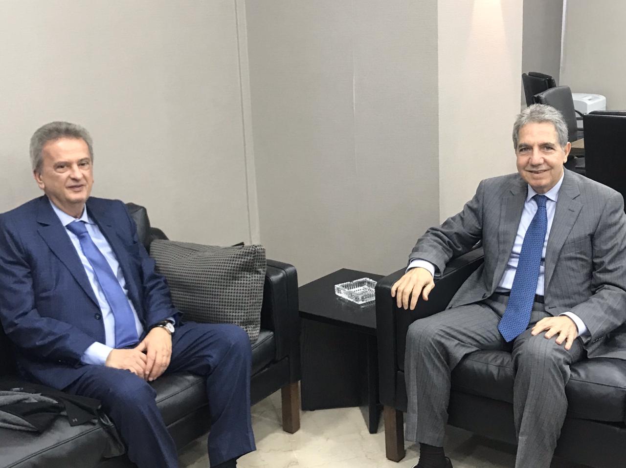 وزير المال غازي وزني وحاكم مصرف لبنان رياض سلامة