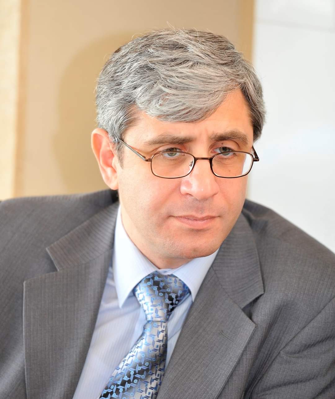 القاضي طارق مجذوب، وزير التربية والتعليم العالي