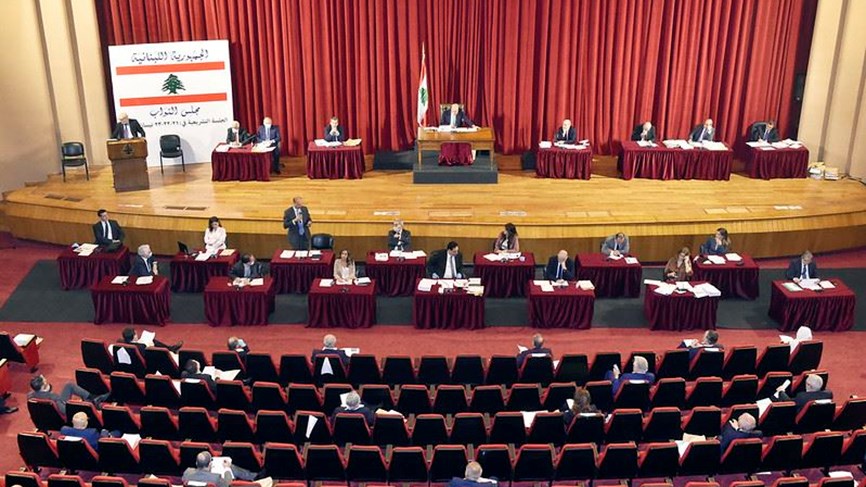 لا يهمني كلام كل السياسيين الذين نهبوا المال العام ولا وعودهم الكاذبة!