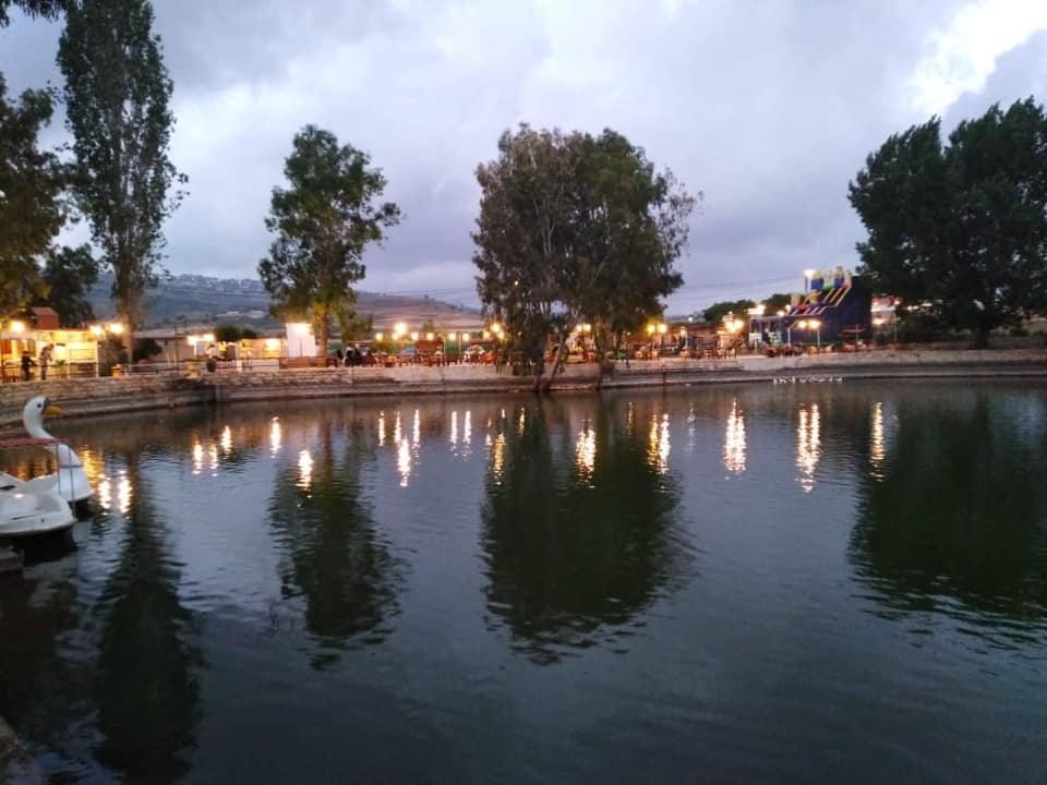 الدردارة، التي تغنى بها الشاعر حسن عبدالله كعنوان لأبرز قصائده، لم تعد للخياميين أو منتزهاً للعموم بسبب المنتزهات التي تزنرها